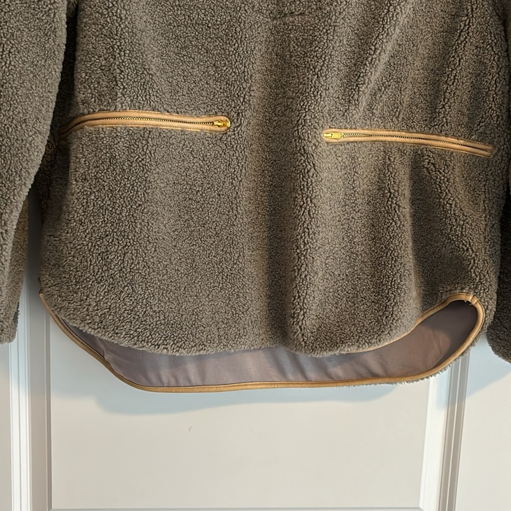Tuckernuck Olive Green Sherpa Half-Zip Pullover with Gold Trim - Picture 3 of 5